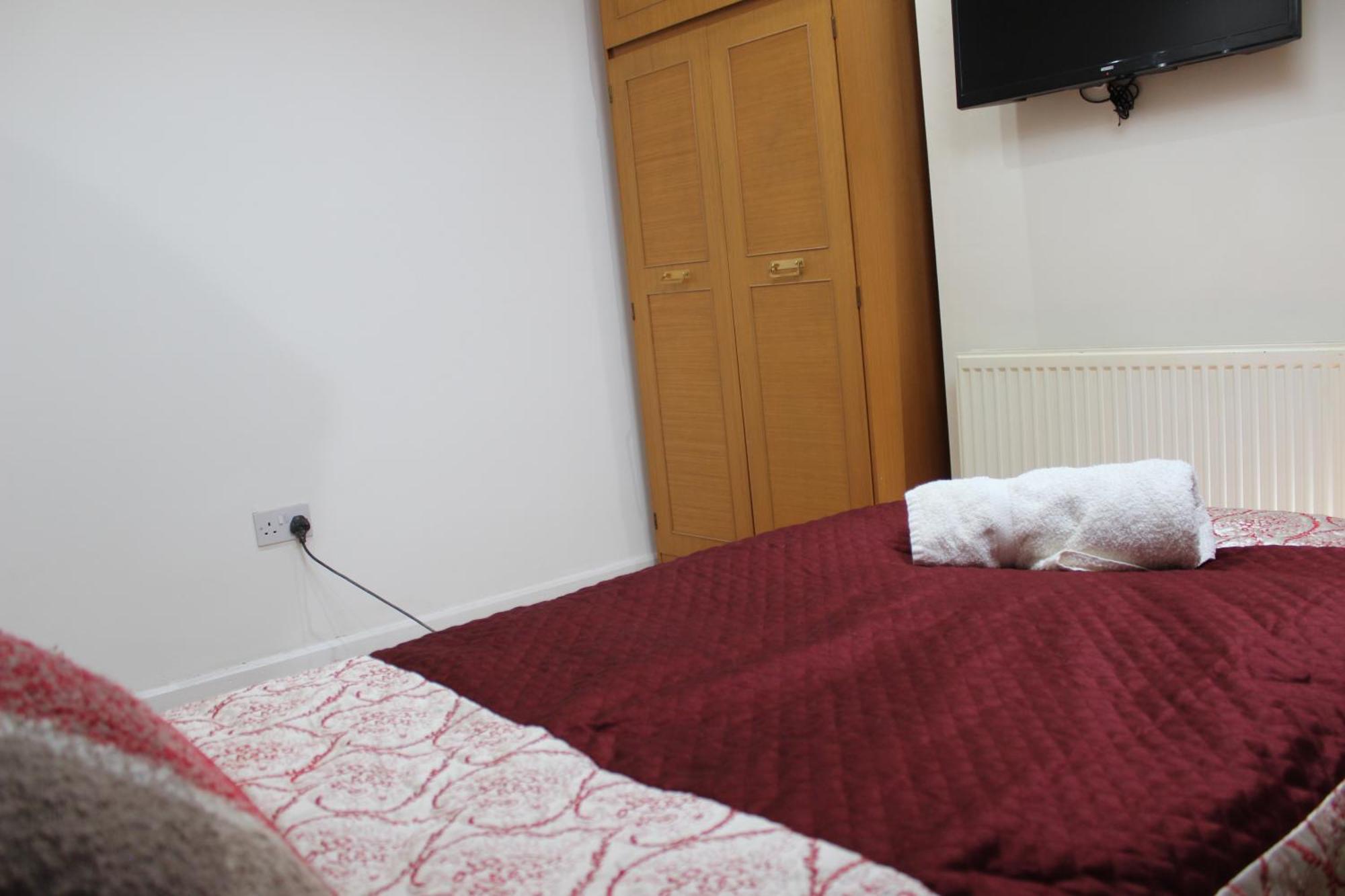 Mother-In-Law Guest House Hotel Leeds Λιντς Εξωτερικό φωτογραφία