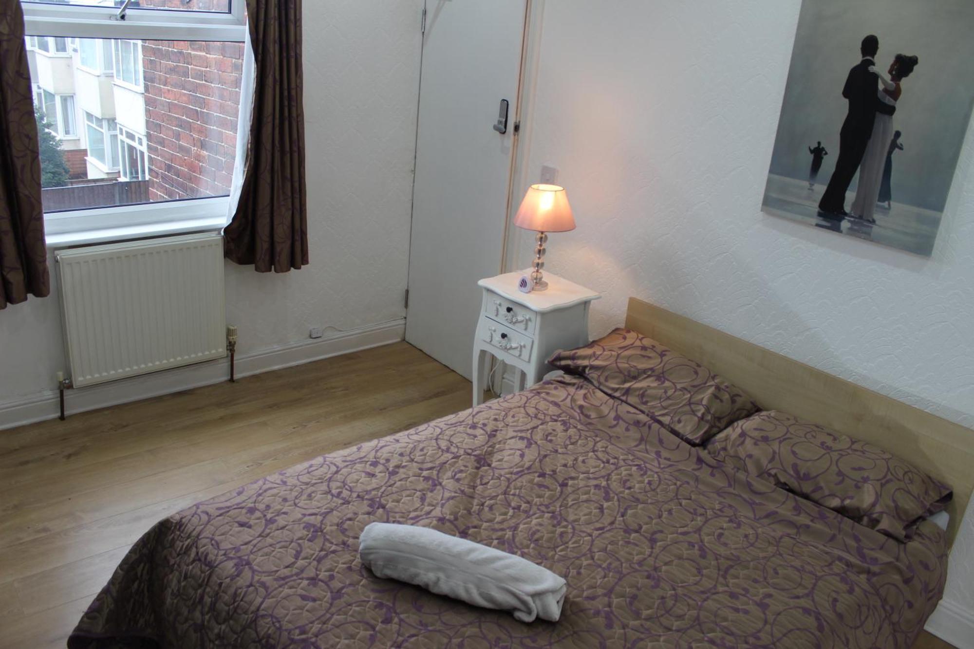 Mother-In-Law Guest House Hotel Leeds Λιντς Εξωτερικό φωτογραφία