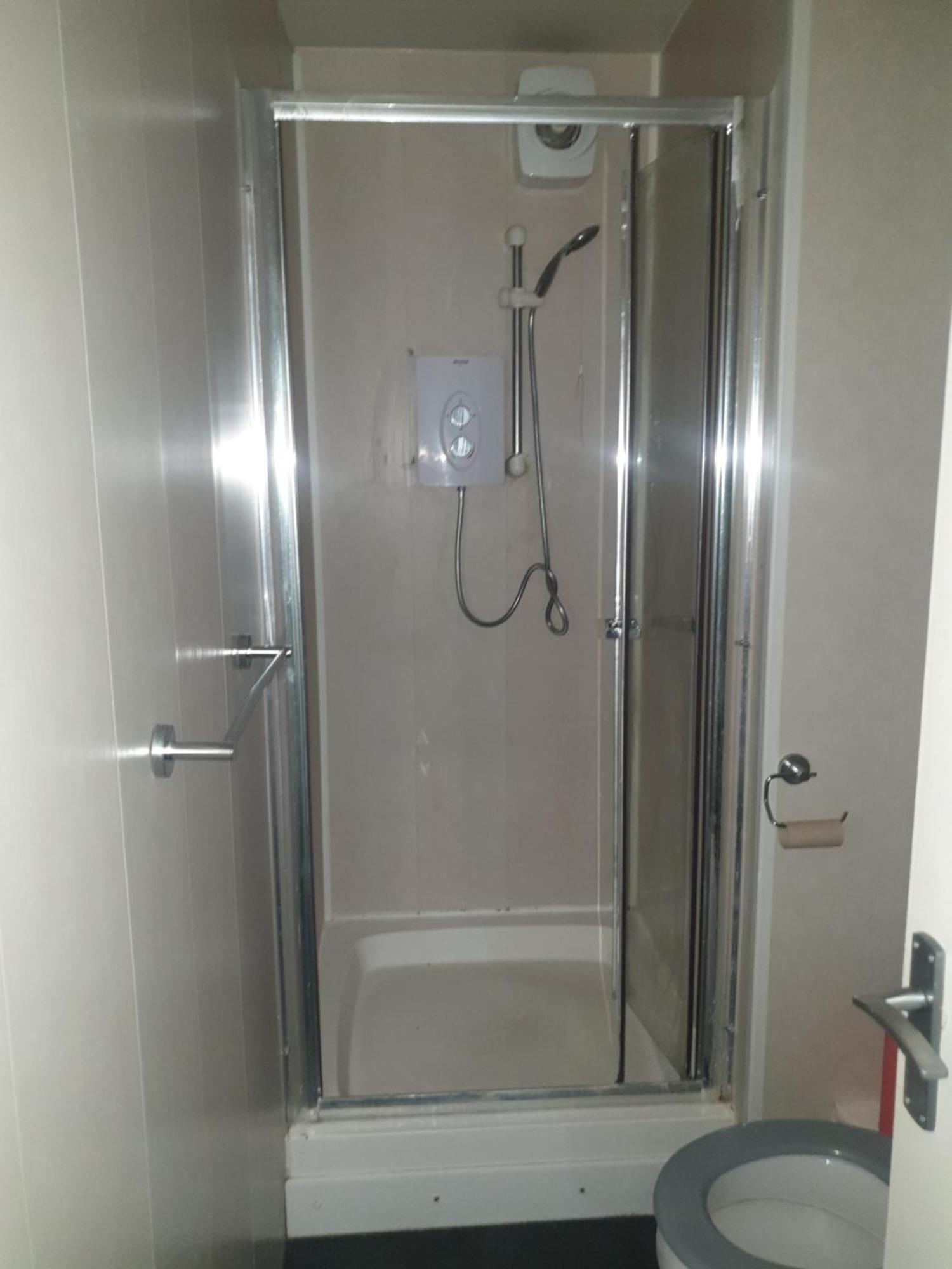 Mother-In-Law Guest House Hotel Leeds Λιντς Εξωτερικό φωτογραφία