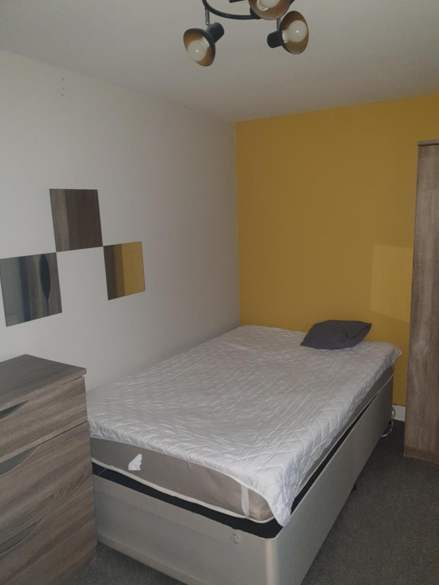 Mother-In-Law Guest House Hotel Leeds Λιντς Εξωτερικό φωτογραφία