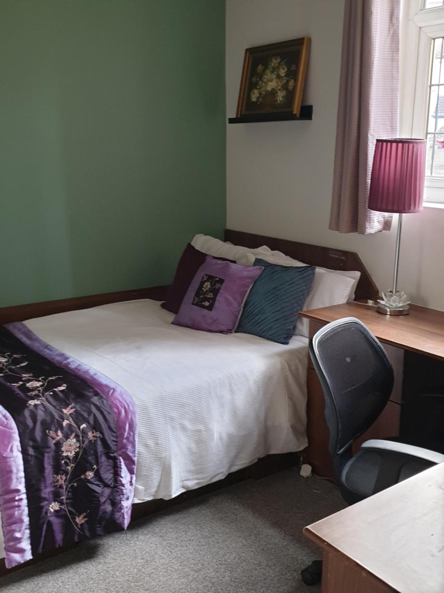 Mother-In-Law Guest House Hotel Leeds Λιντς Εξωτερικό φωτογραφία